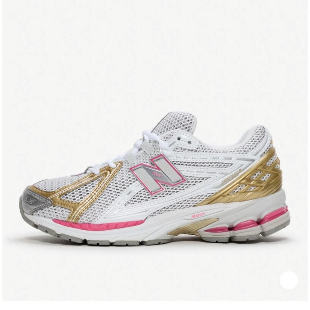 New Balance Womens 8.5